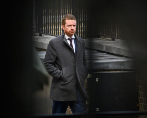 UK PM’s chief of staff resigns over Mandelson’s appointment as US ambassador despite Epstein links