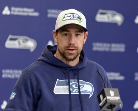 Raiders officially hire Klint Kubiak head coach after his Super Bowl win with Seahawks