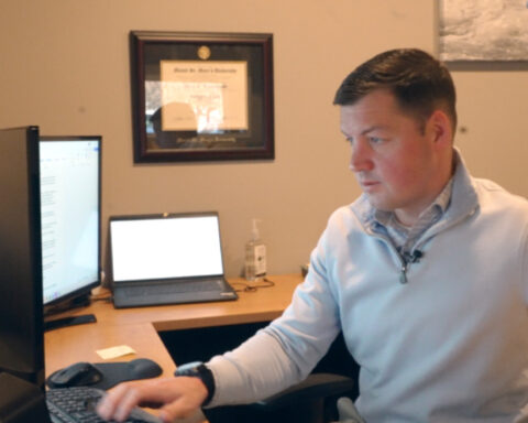 Combat-injured veterans forced to choose between retirement and benefits pay