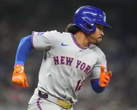 New York Mets shortstop Francisco Lindor to visit hand specialist