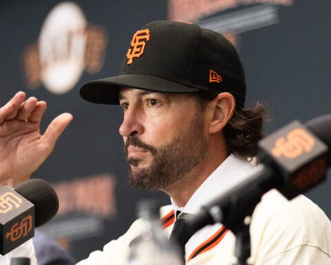 Making transition from SEC to MLB, new Giants manager Tony Vitello enters 1st season ready to learn