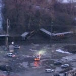 Freight train derailment in Chicago Ridge impacting Metra service