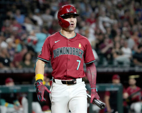 Dbacks star Corbin Carroll to miss WBC with broken bone in hand, AP source says