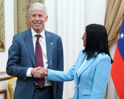 US Energy Secretary Chris Wright visits Venezuela to assess oil industry overhaul