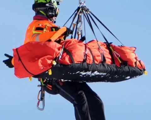 Lindsey Vonn posts update after third surgery