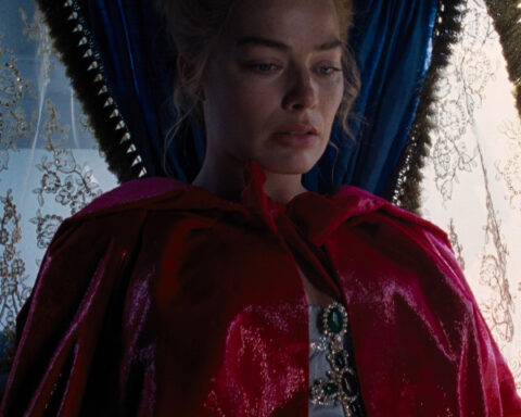 A ‘Wuthering Heights’ adaptation as shallow as a puddle glittering in the sun