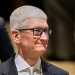 Trump's FTC chairman chides Apple boss Tim Cook for content of Apple news feed