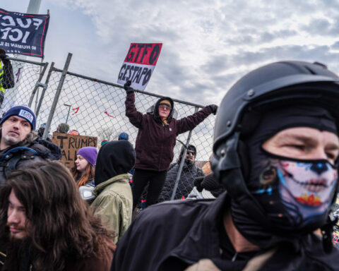 A judge orders DHS to give Minnesota detainees swift access to lawyers before transfers