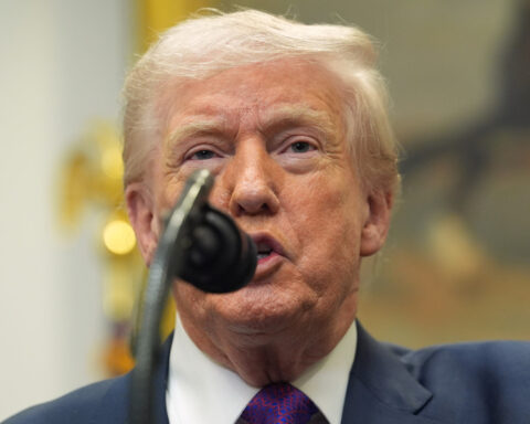 Trump pardons 5 former NFL players for crimes ranging from perjury to drug trafficking