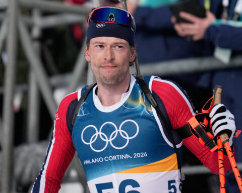 Norwegian biathlete wins another Olympic bronze medal, 3 days after confessing his infidelity