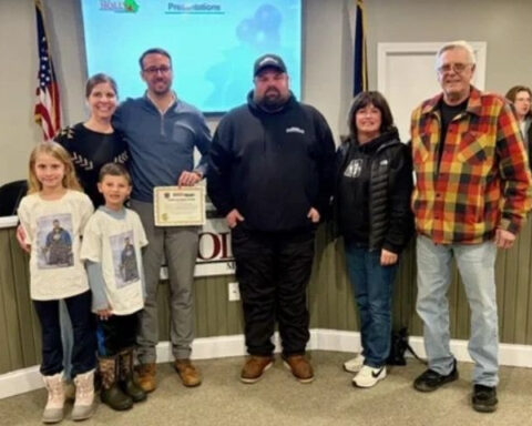 Michigan man receives life-saving award for rescue efforts during fall through ice