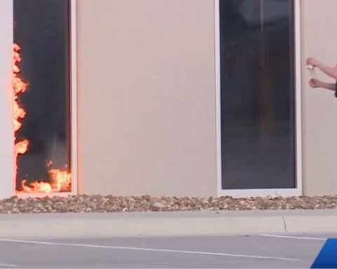 Woman seen trying to set fire to Kansas City warehouse tied to previous ICE detention proposal