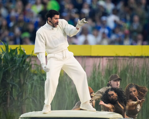 Bad Bunny offered to pay for Puerto Rican star Carlos Correa's WBC insurance