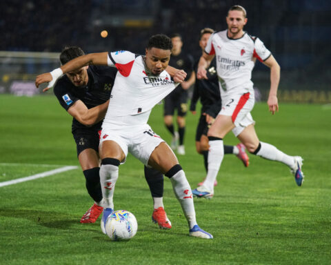 Modrić saves AC Milan's blushes with late winner against lowly Pisa