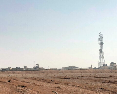 US military reports a series of airstrikes against Islamic State targets in Syria