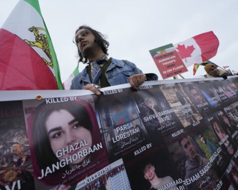 Crown prince urges the world to stand with the people of Iran as 250,000 rally in Munich