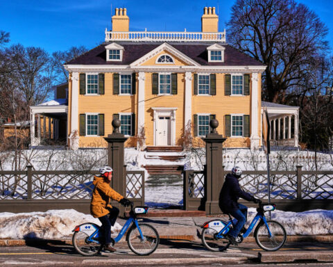 No, George Washington didn't have wooden teeth. Yes, he led the Siege of Boston