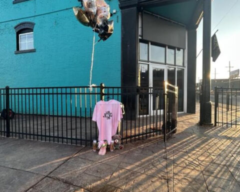 2 women killed, 2 others shot in early Sunday nightclub shooting in Kansas City, Missouri