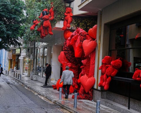 Israeli TV producer of award-winning show ‘Tehran’ found dead in Athens hotel room