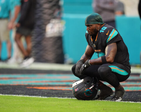 Dolphins releasing star receiver Tyreek Hill in major roster cuts