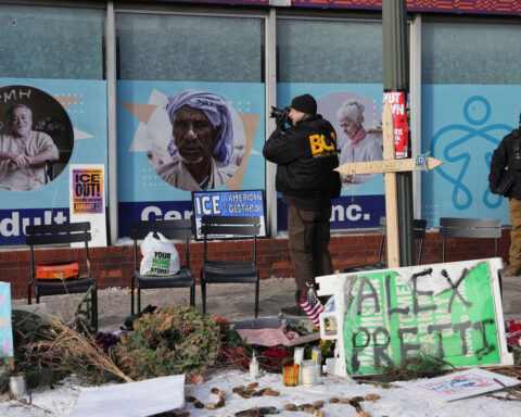 Hopes that the FBI would share evidence in Alex Pretti’s killing with state investigators have shattered