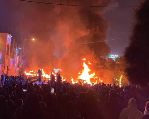 US increases military pressure on Iran as countries discuss a deal