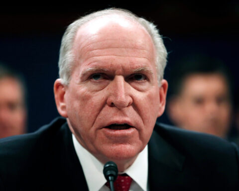 New subpoenas issued in inquiry on response to 2016 Russian election interference, AP sources say