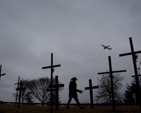 Chain of errors led to deadly midair collision near Washington, DC, investigators conclude