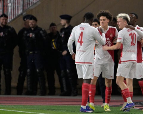 Balogun scores two early goals but Monaco loses 3-2 to PSG in Champions League