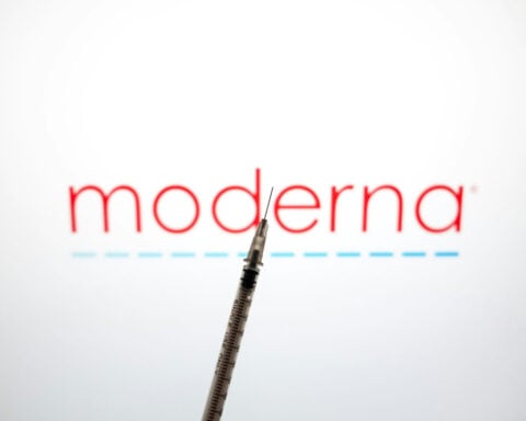 FDA’s abrupt flip-flop on Moderna’s mRNA flu shot highlights growing risks to drug-makers of investing in vaccines