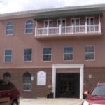 Couple searches for baby's biological parents after IVF mix-up