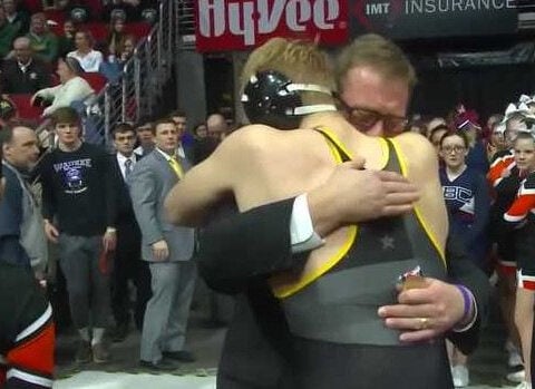 Lifelong wrestling fan, state champion writes love letter to Iowa's state wrestling tournament