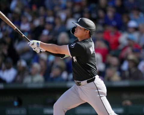 Murakami shakes off traffic delay ahead of Cactus League debut with the White Sox