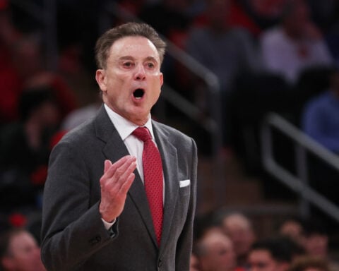 No. 17 St. John's rides Darling and Mitchell to longest winning streak in 41 years