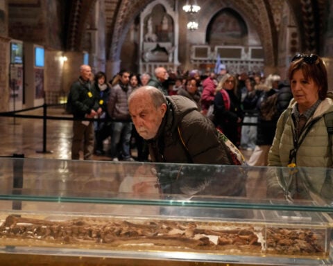 Display of St. Francis of Assisi's bones confirms enduring appeal of relics for Christians