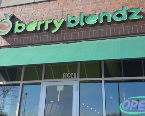 Community rallies around injured owner of beloved smoothie shop