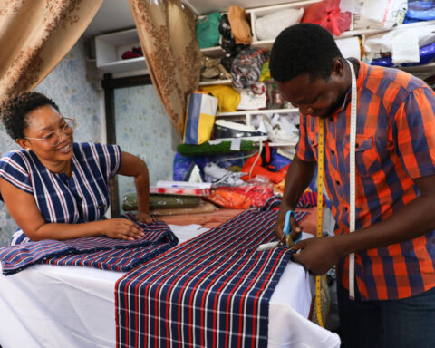 More Ghanaians are wearing a cultural outfit after their president was mocked