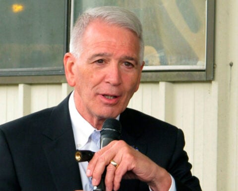 CDC deputy director abruptly departs agency