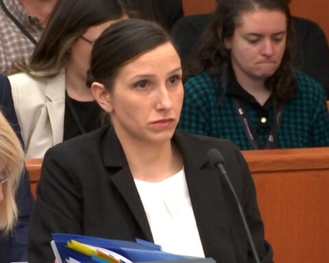 Jury hears opening statements in murder trial of Utah mother accused of fatally poisoning her husband