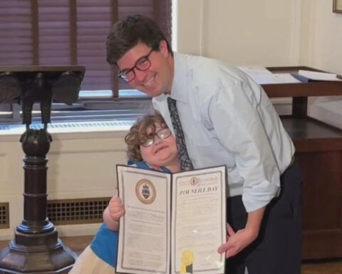 Record-breaking Girl Scout Pim gets her own day in Pittsburgh