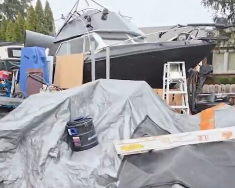 'I'm trying so hard to keep my family together': Richland mom tackles hoarding cleanup alone