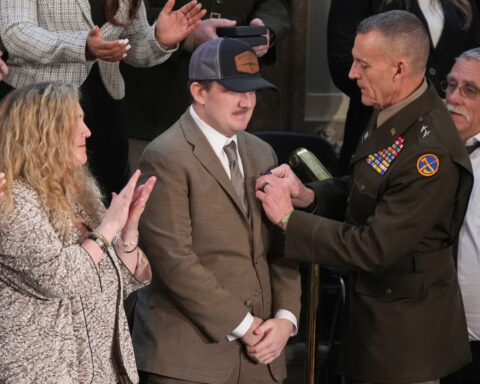 Trump honors National Guard members shot in Washington