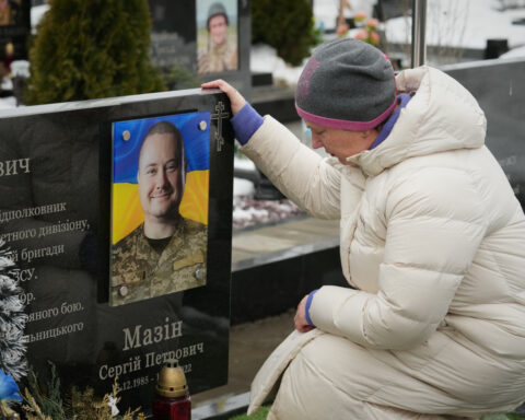 Ukrainian officials to meet Trump envoys in Geneva over more Russia talks