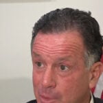 Man whose daughter is battling cancer arrested by ICE