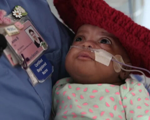 NICU nurse spends her days off crocheting costumes for her patients