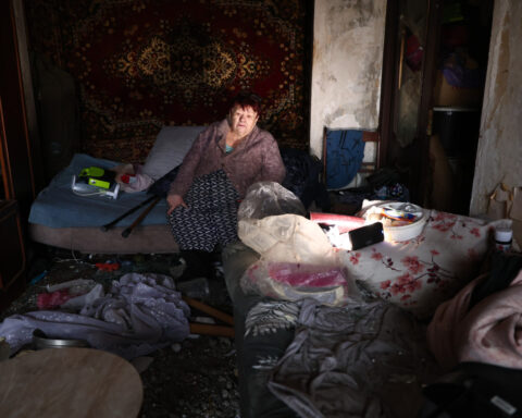 Ukraine says Russia launched a major aerial attack before Kyiv's talks with US