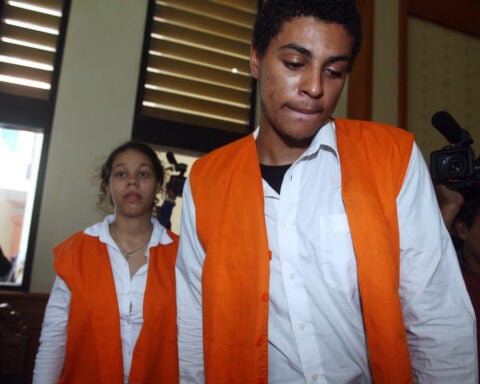 Chicago man accused of killing girlfriend's mother in Indonesia pleads not guilty to U.S. charges