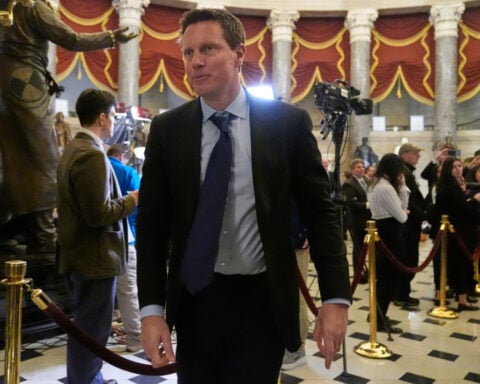 CNN chief prescribes calm after staff anxiety over Paramount's expected purchase of parent company