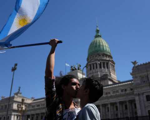 Argentine lawmakers approve historic labor reform promoted by President Javier Milei
