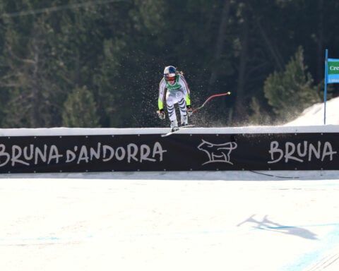 German skier Emma Aicher wins super-G as fight for World Cup discipline title heats up